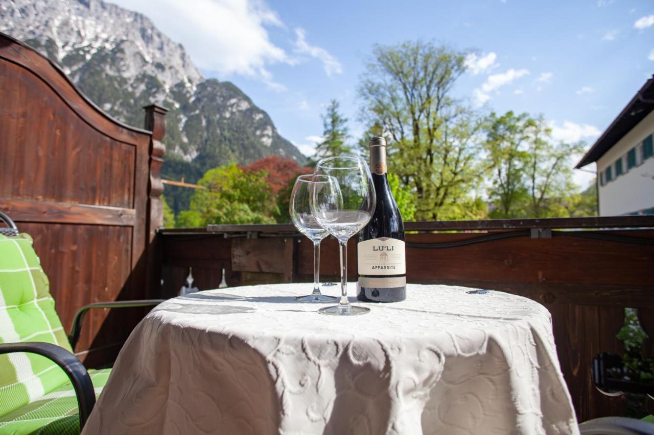 Gaestehaus Sonnenheim Mittenwald Bagian luar foto
