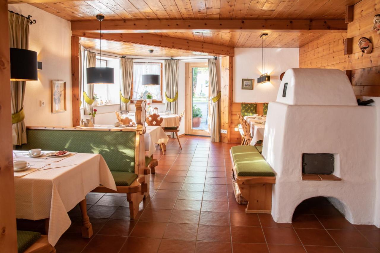 Gastehaus Sonnenheim Hotel Mittenwald Bagian luar foto