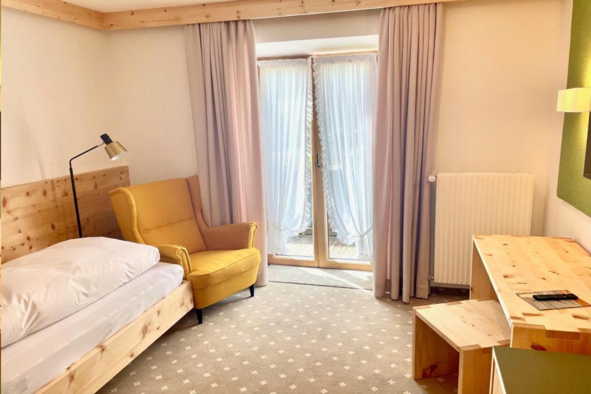 Gaestehaus Sonnenheim Mittenwald Bagian luar foto